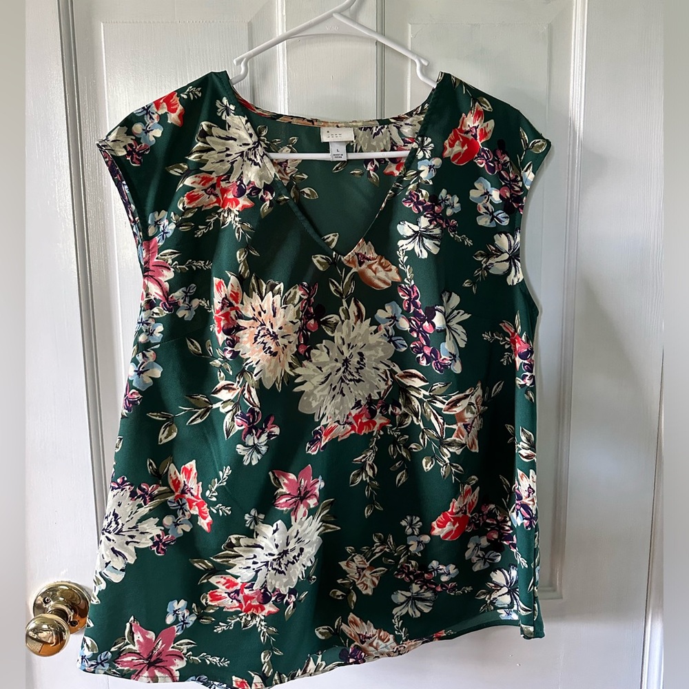 A New Day dark green floral print blouse